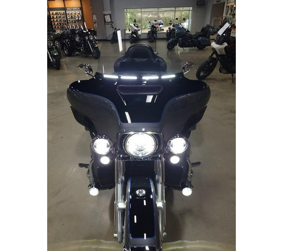 2022 Harley-Davidson® FLHTCUTG - Tri Glide® Ultra