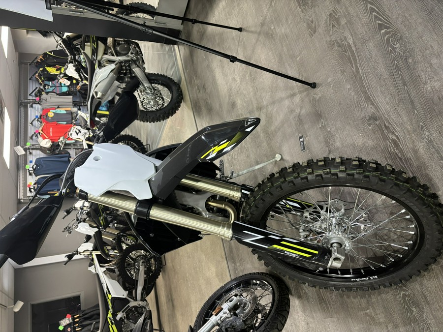 2026 Triumph TF 250-X TF 250-C