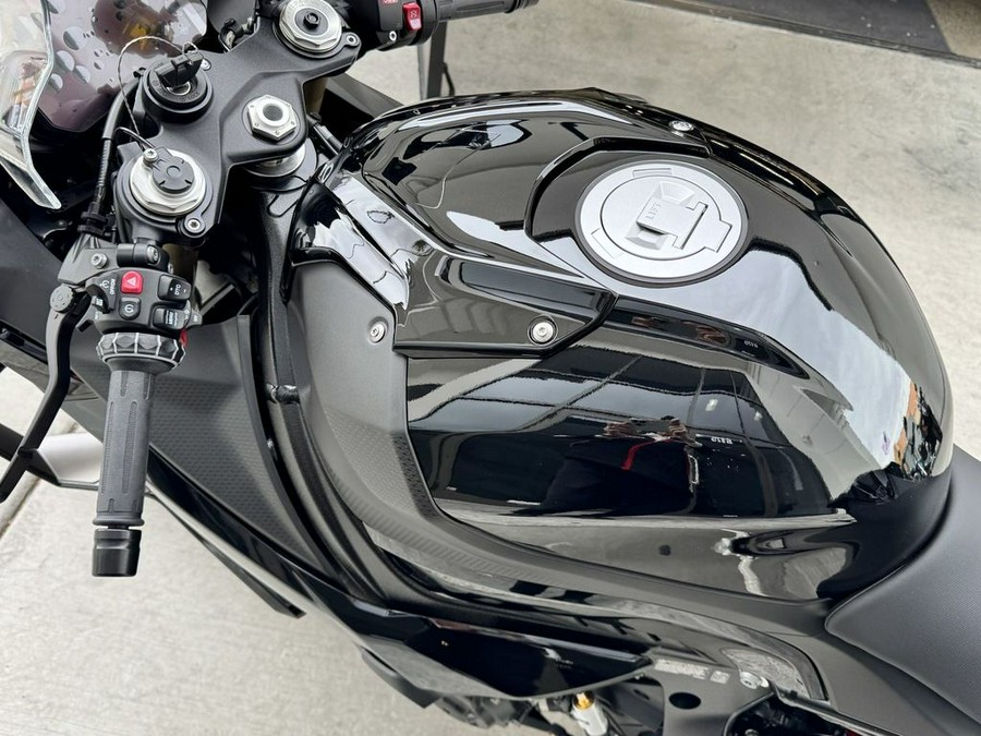 2026 BMW S 1000 RR Blackstorm metallic