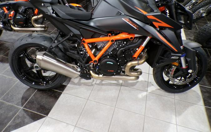 2024 KTM 1390 Super Duke R Evo First Look [17 Fast Facts]