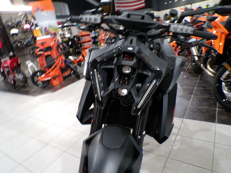 2024 KTM 1390 Super Duke R EVO