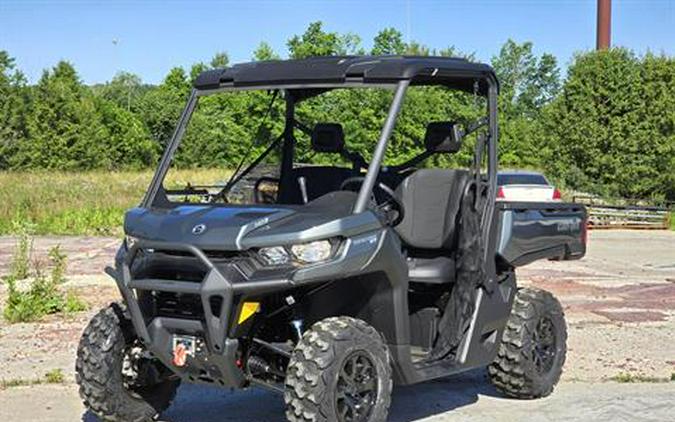 2024 Can-Am Defender XT HD7