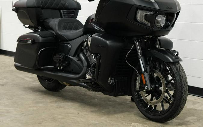 2024 Indian Motorcycle® Pursuit® Dark Horse® with PowerBand Audio Package Black Smoke