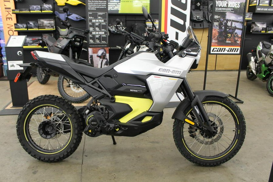 2025 Can-Am® Origin '73