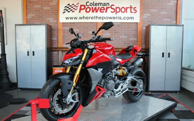 2026 Ducati Streetfighter V2 S