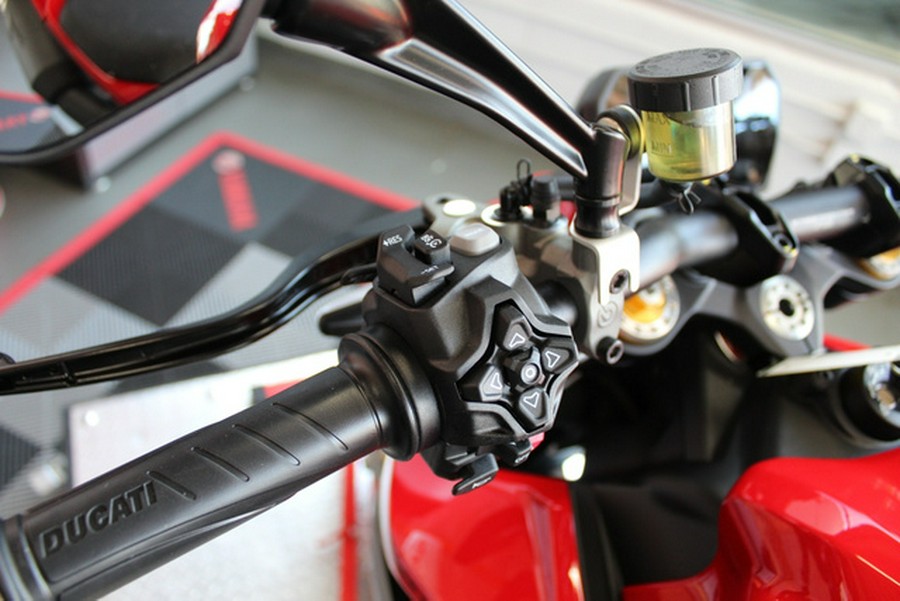 2026 Ducati Streetfighter V2 S