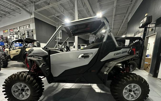 2024 Can-Am® Maverick Sport X mr 1000R