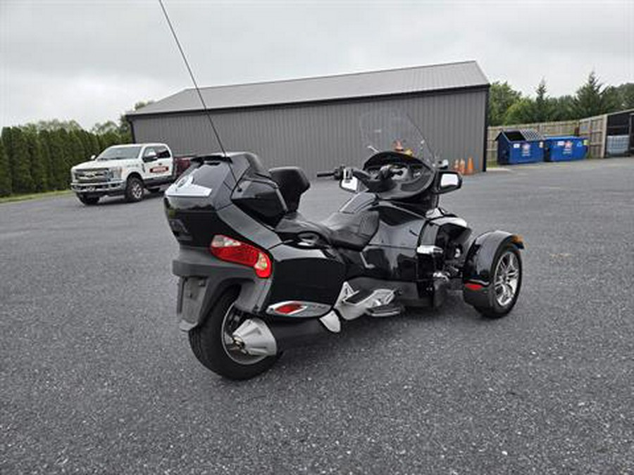 2011 Can-Am Spyder® RT-S SE5