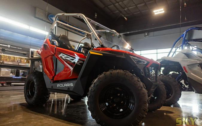 2026 Polaris RZR 200 EFI INDY RED