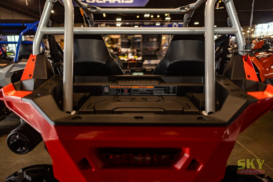 2026 Polaris RZR 200 EFI INDY RED