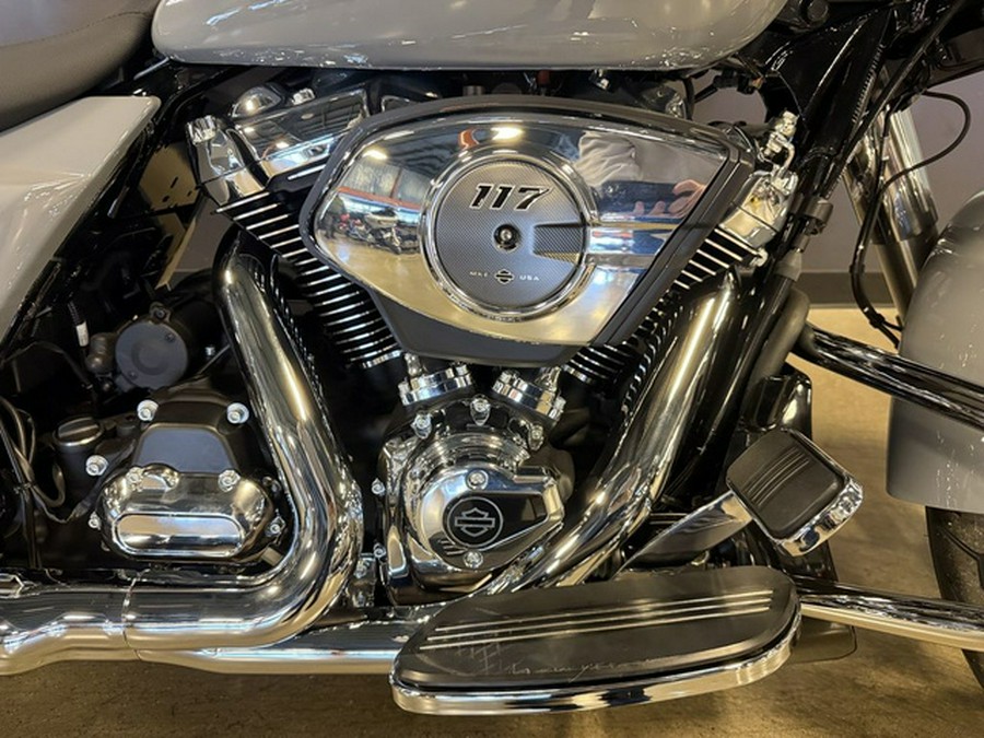 2026 Harley-Davidson Street Glide FLHX