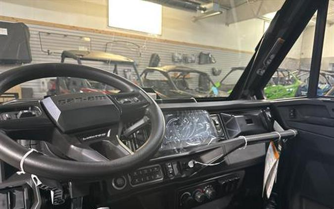 2026 Can-Am Defender Limited HD11