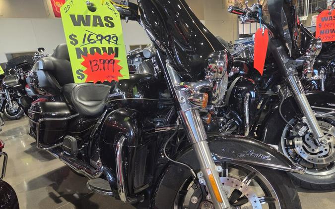 2017 Harley-Davidson® Ultra Limited Two-Tone Black Hills Gold/Black Quartz