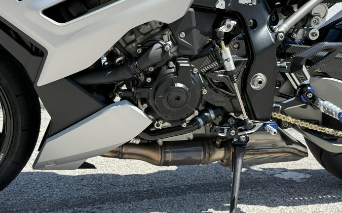 2026 BMW M 1000 R
