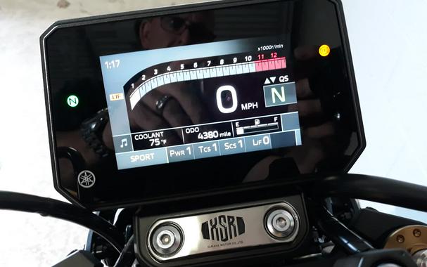 2025 XSR900 - Yamaha