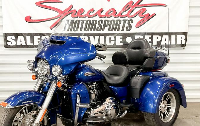 2017 Harley-Davidson Tri Glide® Ultra