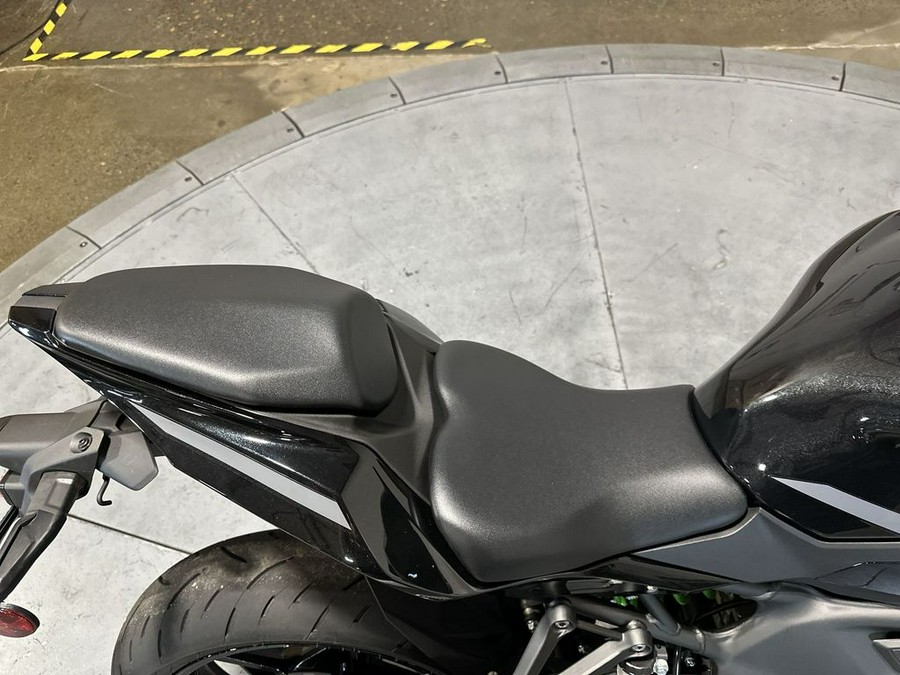 2026 Kawasaki Ninja® ZX™-4RR ABS