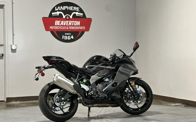 2026 Kawasaki Ninja® ZX™-4RR ABS