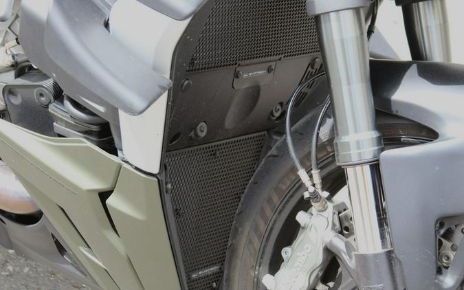 2024 Ducati Streetfighter V2