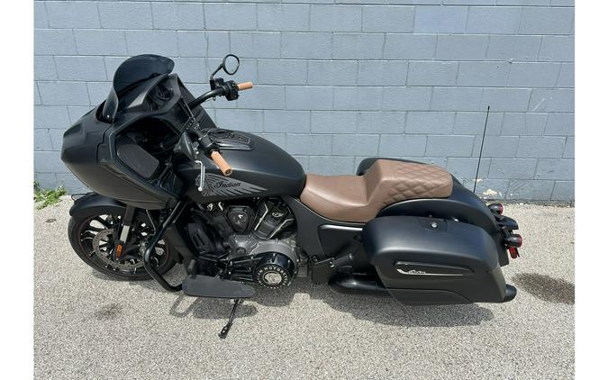 2022 Indian Motorcycle CHALLENGER DARK HORSE