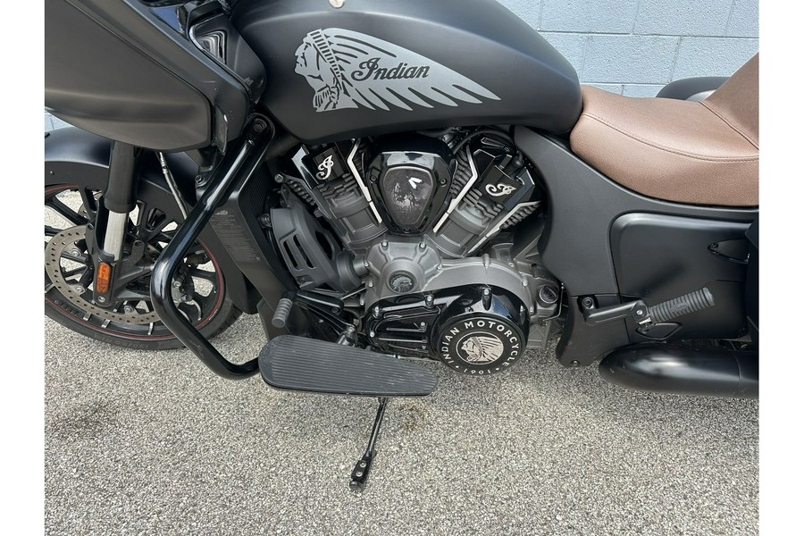 2022 Indian Motorcycle CHALLENGER DARK HORSE