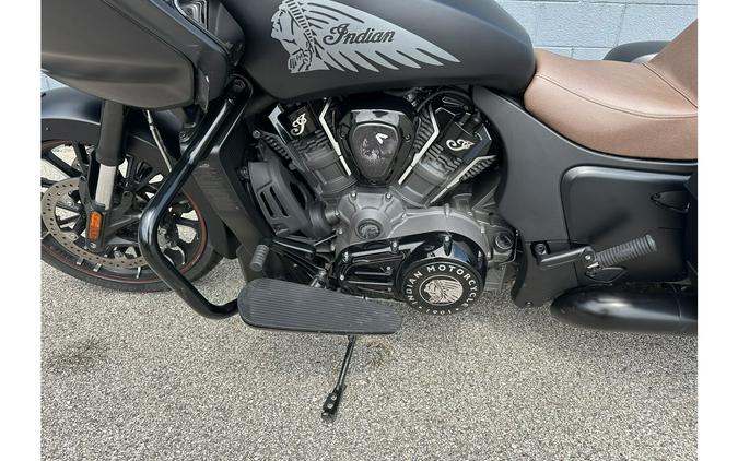 2022 Indian Motorcycle CHALLENGER DARK HORSE