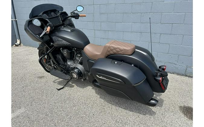 2022 Indian Motorcycle CHALLENGER DARK HORSE