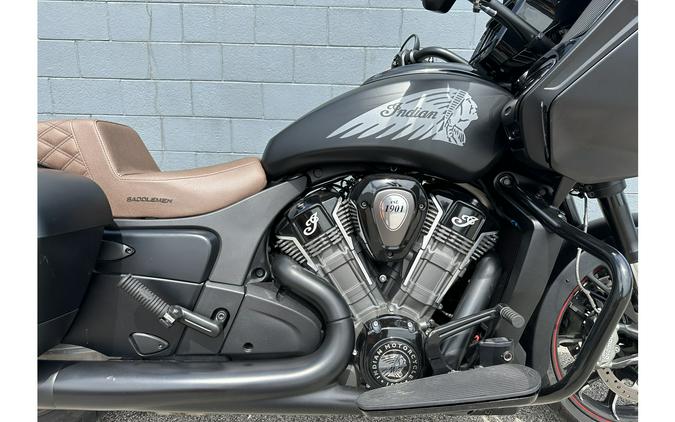 2022 Indian Motorcycle CHALLENGER DARK HORSE