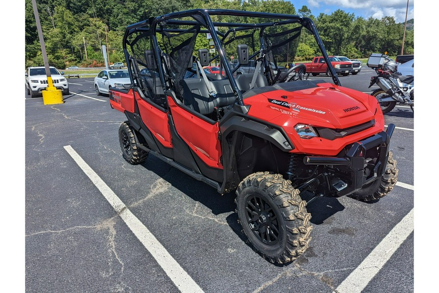 2025 Honda Pioneer 1000-6 Crew Deluxe