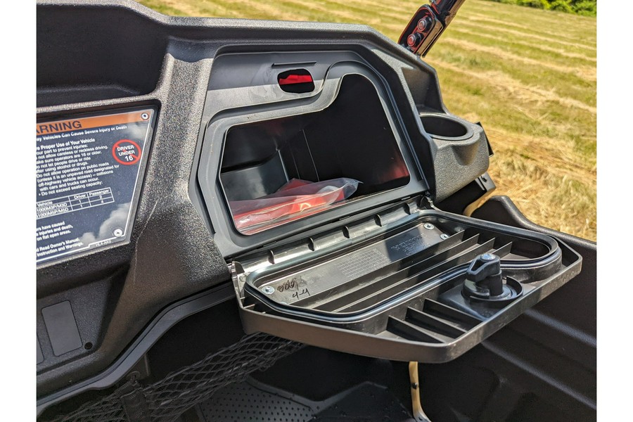 2025 Honda Pioneer 1000-6 Crew Deluxe