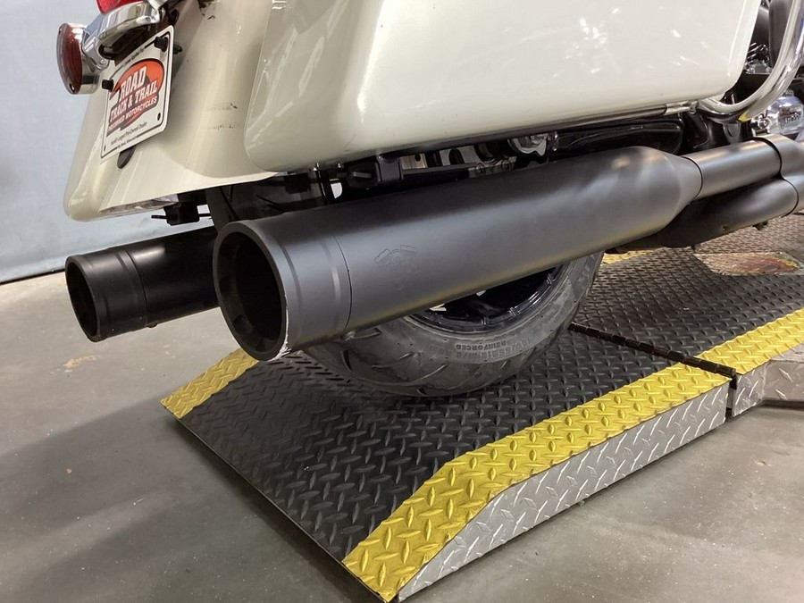 2015 Harley-Davidson® FLHR - Road King®