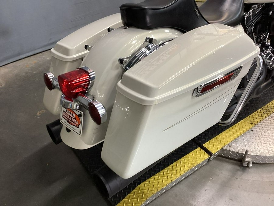 2015 Harley-Davidson® FLHR - Road King®