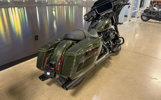 2026 Harley-Davidson Street Glide FLHX