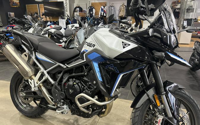 2026 Triumph Tiger 900 Alpine Edition