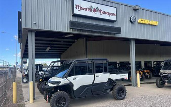 2026 Can-Am Defender MAX Limited HD11