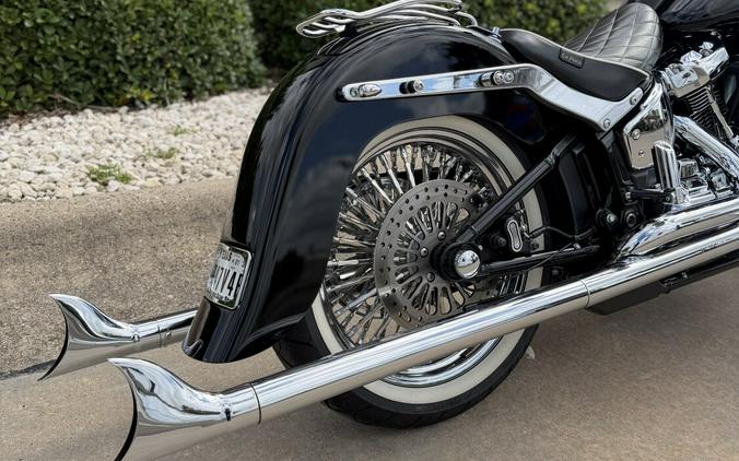 2022 Harley-Davidson Heritage Classic 114 Vivid Black (Black Finish w/Cast Wheels)