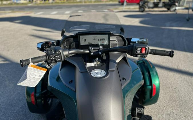 2025 Can-Am Spyder F3-T