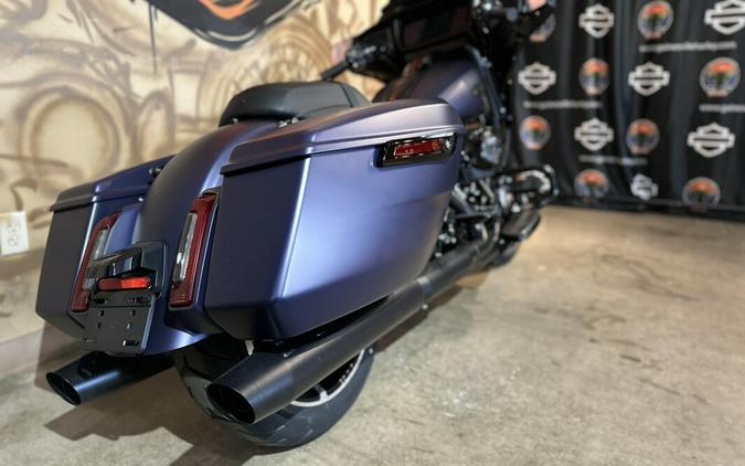 FLHX 2025 Street Glide™