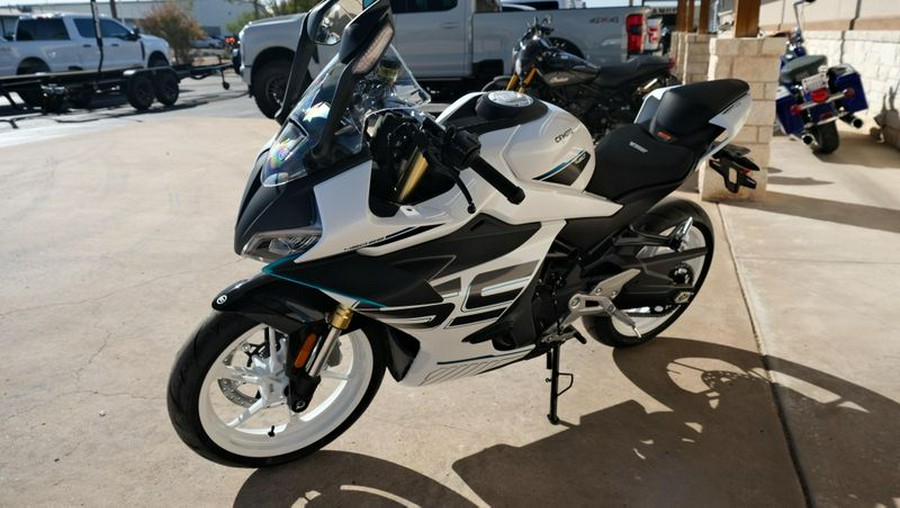 New 2026 CFMOTO 450SS