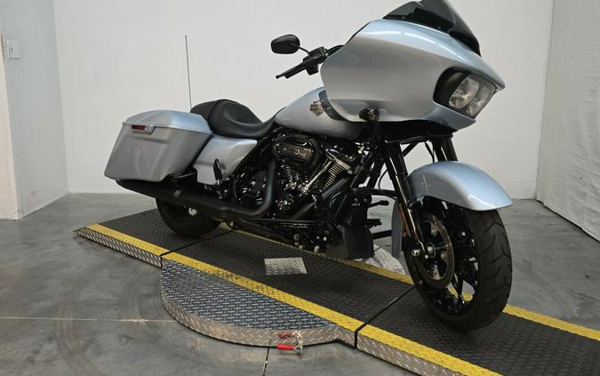 2023 Harley-Davidson Road Glide Special Review [120th Edition]