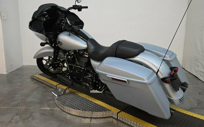 FLTRXS 2023 Road Glide Special