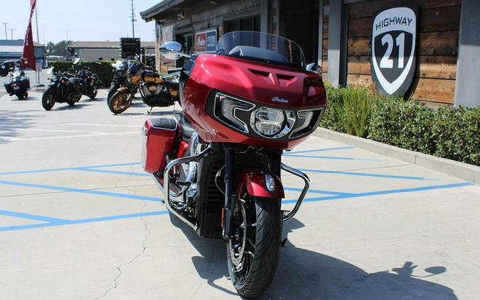 2024 Indian Motorcycle® Challenger® Limited with PowerBand Audio Package Sunset Red Metallic