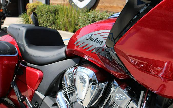 2024 Indian Motorcycle® Challenger® Limited with PowerBand Audio Package Sunset Red Metallic