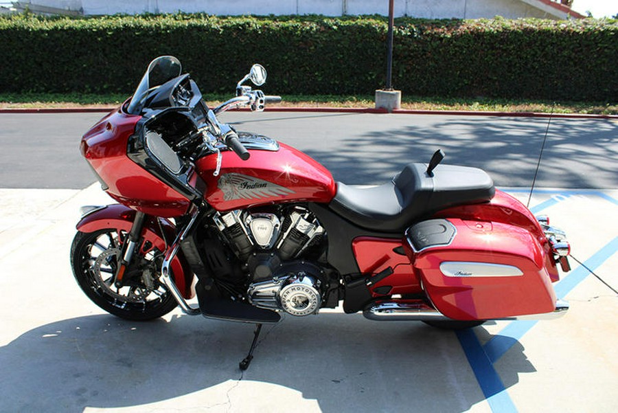 2024 Indian Motorcycle® Challenger® Limited with PowerBand Audio Package Sunset Red Metallic