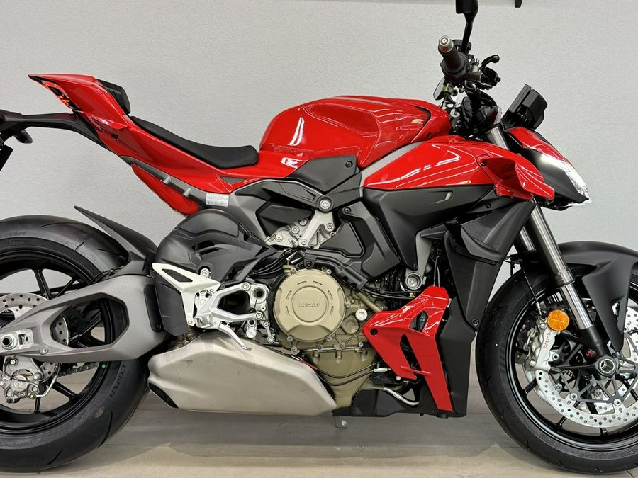 2025 Ducati Streetfighter V4 Ducati Red