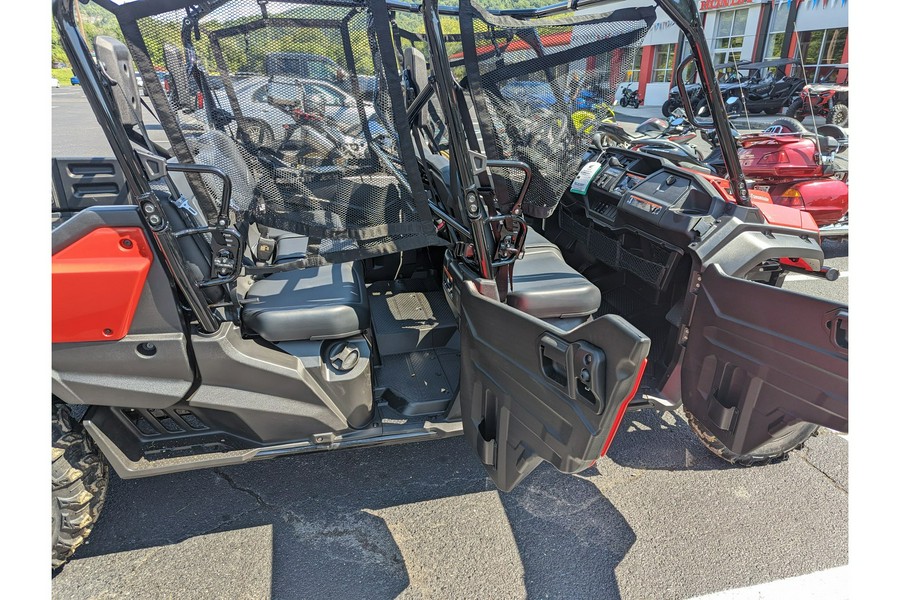 2025 Honda Pioneer 1000-6 Crew Deluxe