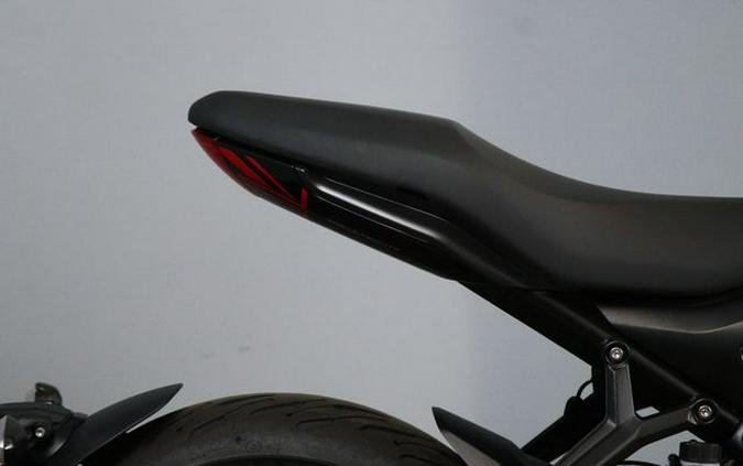 2026 Triumph Trident 660 Triple Tribute