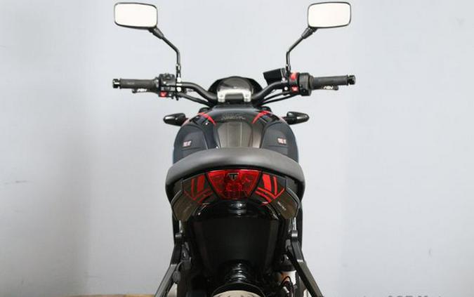 2026 Triumph Trident 660 Triple Tribute