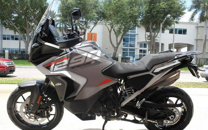 2024 KTM Super Adventure 1290 S