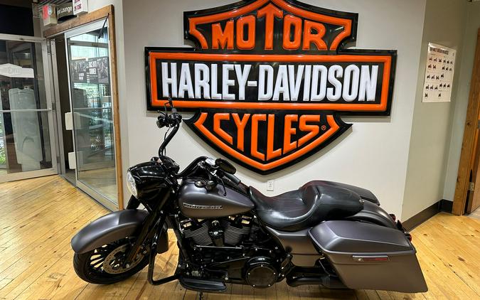 2017 Harley-Davidson Touring Road King Special